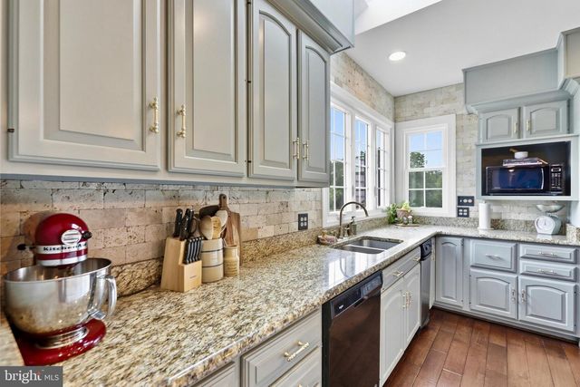 34294 BRIDGESTONE LN, Bluemont, VA 20135