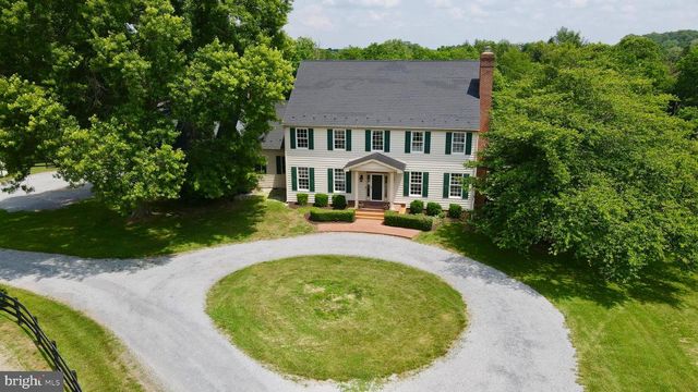 34294 BRIDGESTONE LN, Bluemont, VA 20135