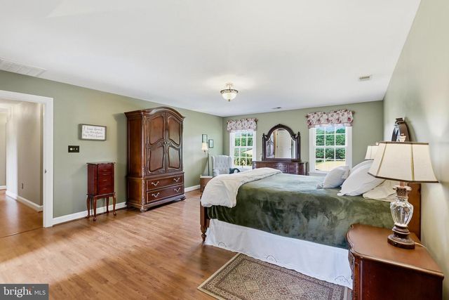 34294 BRIDGESTONE LN, Bluemont, VA 20135