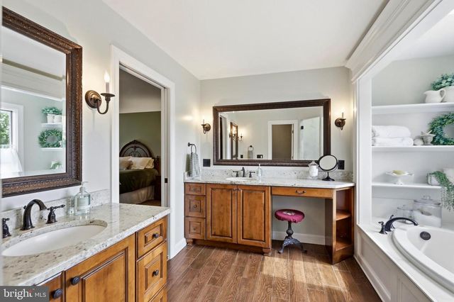 34294 BRIDGESTONE LN, Bluemont, VA 20135