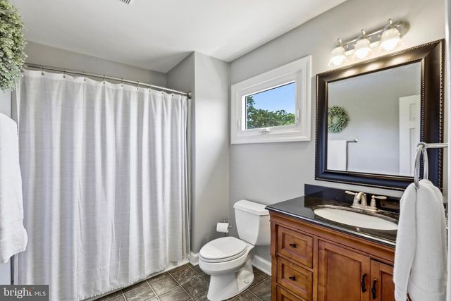 34294 BRIDGESTONE LN, Bluemont, VA 20135