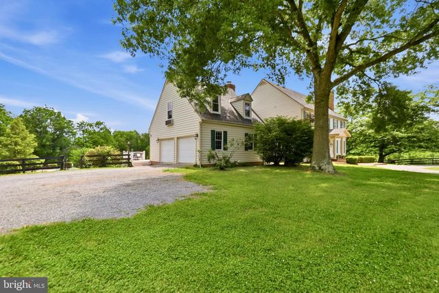 34294 BRIDGESTONE LN, Bluemont, VA 20135
