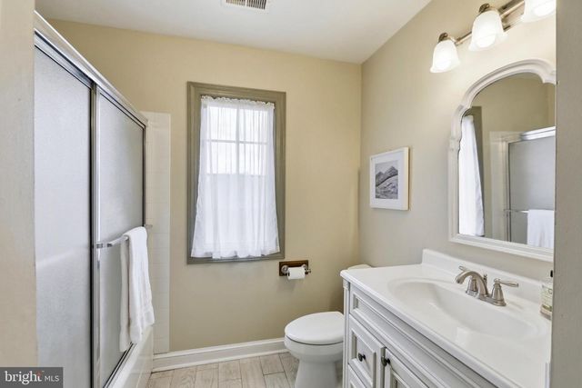 34294 BRIDGESTONE LN, Bluemont, VA 20135