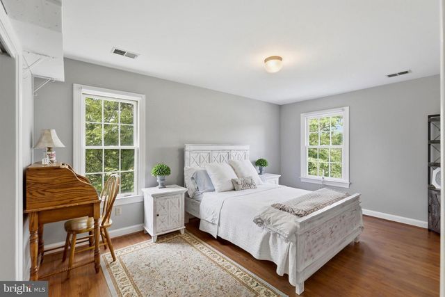 34294 BRIDGESTONE LN, Bluemont, VA 20135