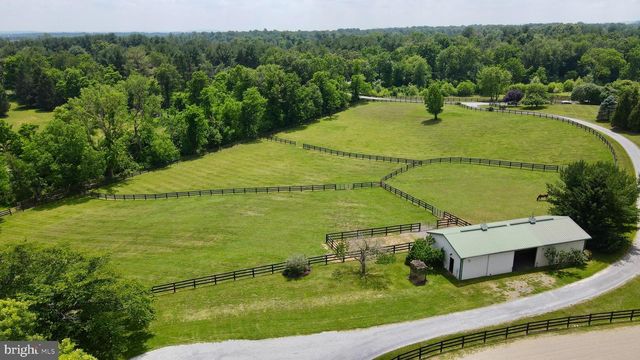 34294 BRIDGESTONE LN, Bluemont, VA 20135