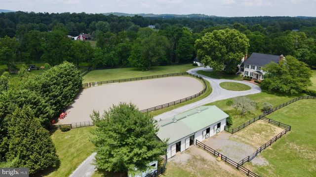 34294 BRIDGESTONE LN, Bluemont, VA 20135