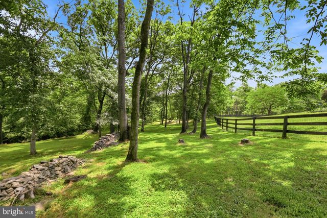 34294 BRIDGESTONE LN, Bluemont, VA 20135