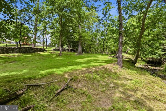 34294 BRIDGESTONE LN, Bluemont, VA 20135