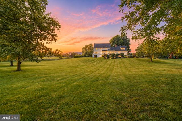 34294 BRIDGESTONE LN, Bluemont, VA 20135