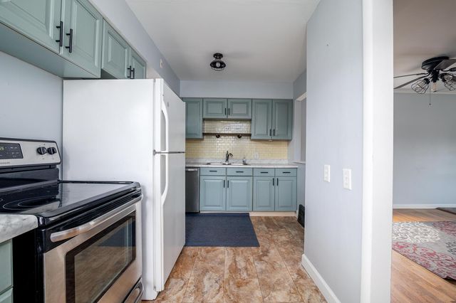 2804 Columbus Street, Grove City, OH 43123