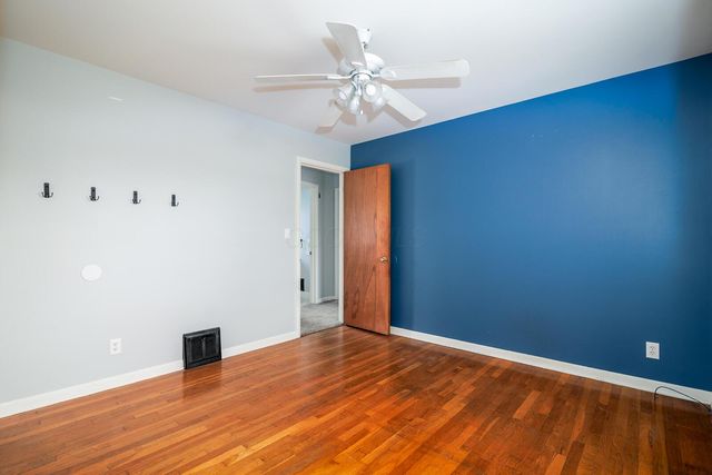 2804 Columbus Street, Grove City, OH 43123