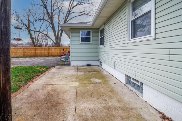 2804 Columbus Street, Grove City, OH 43123