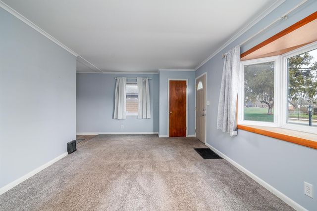 2804 Columbus Street, Grove City, OH 43123