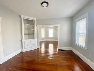 110 Brook Rd 1L, Quincy, MA 02169