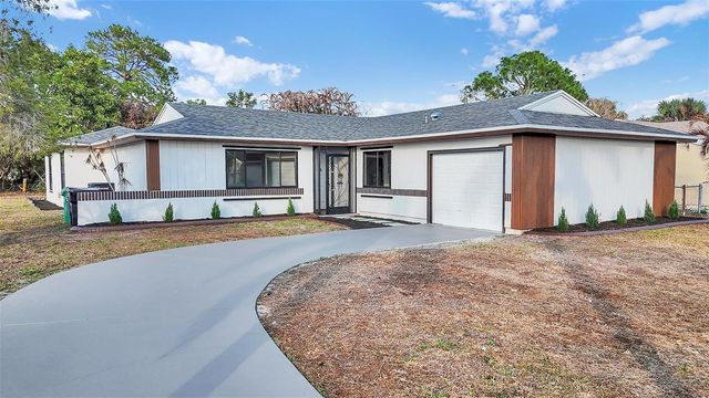 257 SW Cherryhill Road, Port St. Lucie, FL 34953