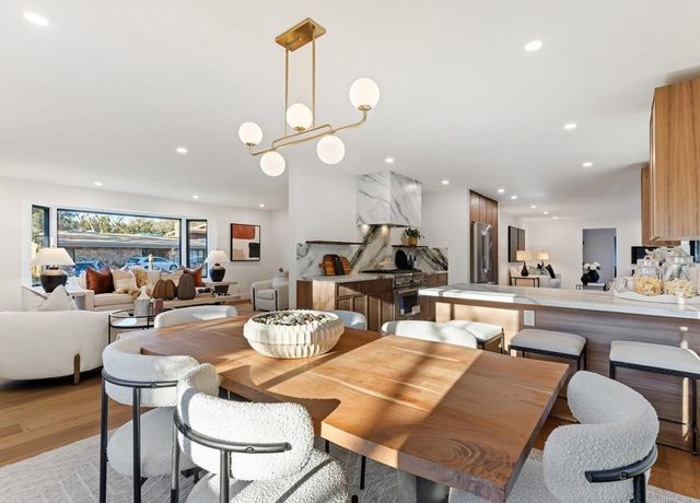 2530 Roundhill Dr, Alamo, CA 94507