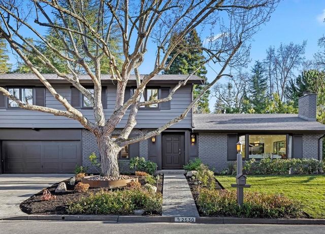 2530 Roundhill Dr, Alamo, CA 94507