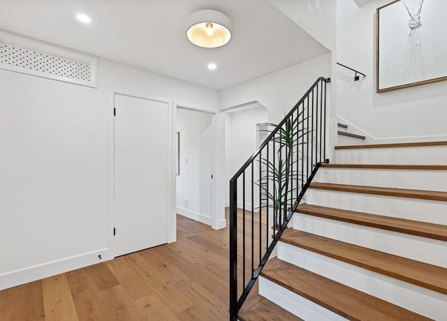 2530 Roundhill Dr, Alamo, CA 94507