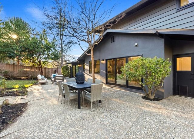 2530 Roundhill Dr, Alamo, CA 94507