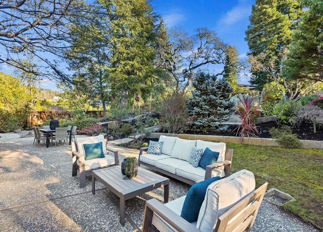 2530 Roundhill Dr, Alamo, CA 94507