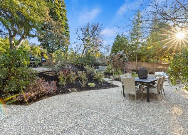 2530 Roundhill Dr, Alamo, CA 94507