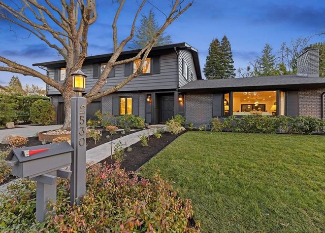 2530 Roundhill Dr, Alamo, CA 94507