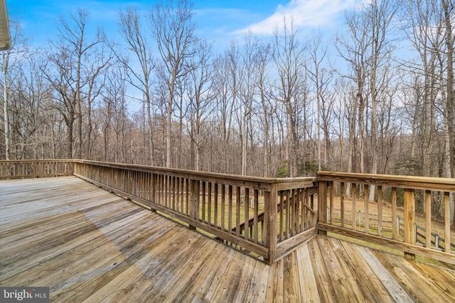 7403 COLROSS GLEN DR, King George, VA 22485