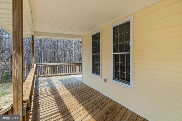 7403 COLROSS GLEN DR, King George, VA 22485