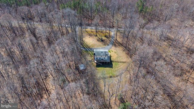 7403 COLROSS GLEN DR, King George, VA 22485