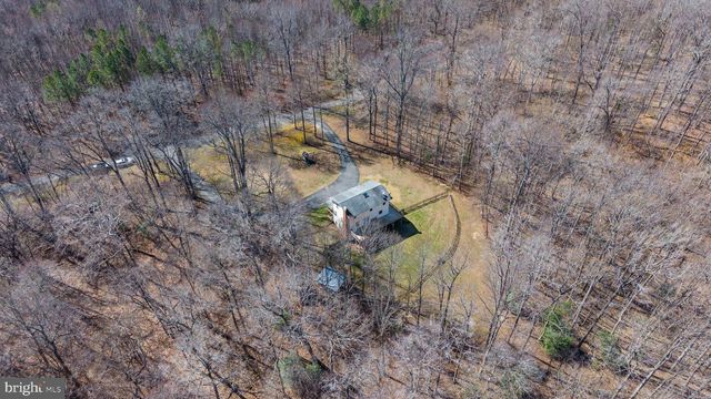 7403 COLROSS GLEN DR, King George, VA 22485