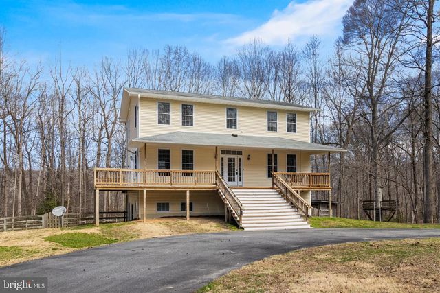 7403 COLROSS GLEN DR, King George, VA 22485