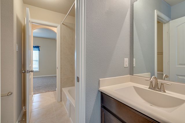 4112 Hialeah Drive, Denton, TX 76210