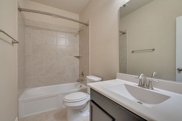 4112 Hialeah Drive, Denton, TX 76210