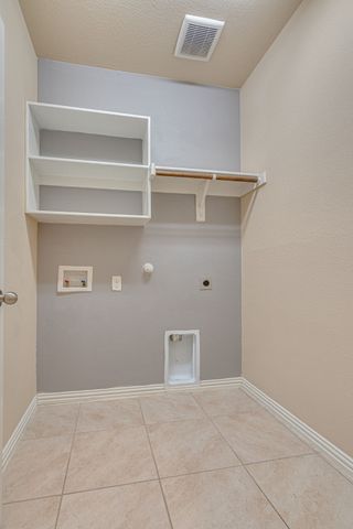 4112 Hialeah Drive, Denton, TX 76210