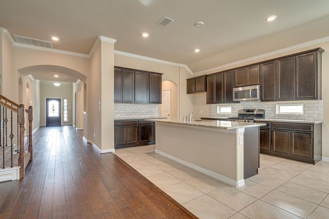 4112 Hialeah Drive, Denton, TX 76210