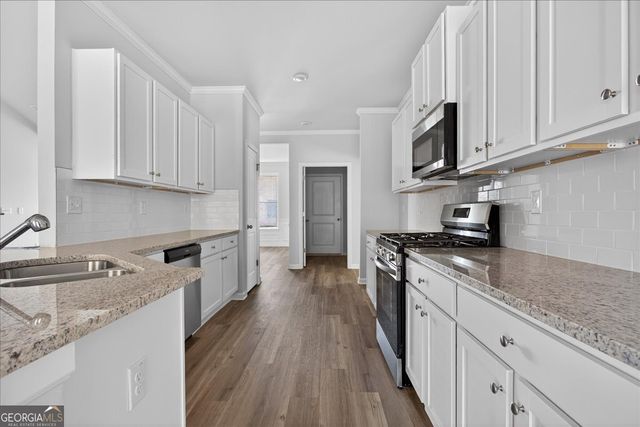 843 Crossroads Court, Social Circle, GA 30025