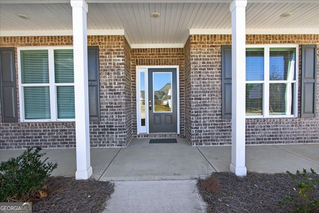 843 Crossroads Court, Social Circle, GA 30025