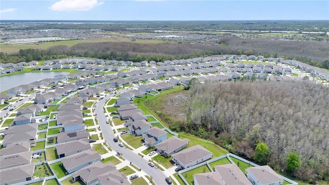 557 PINK IBIS BEND, St Cloud, FL 34772