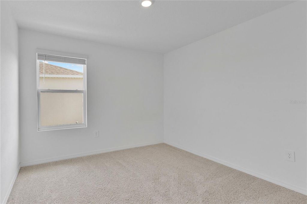 Image 14 of property listing at 557 PINK IBIS BEND, St Cloud, FL 34772