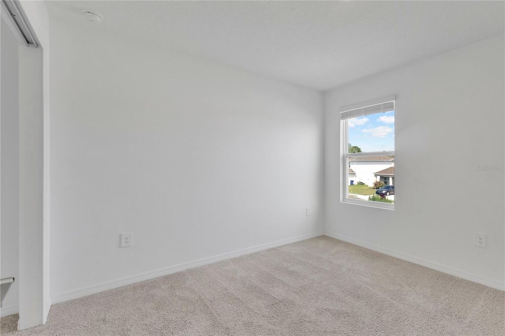 Image 15 of property listing at 557 PINK IBIS BEND, St Cloud, FL 34772