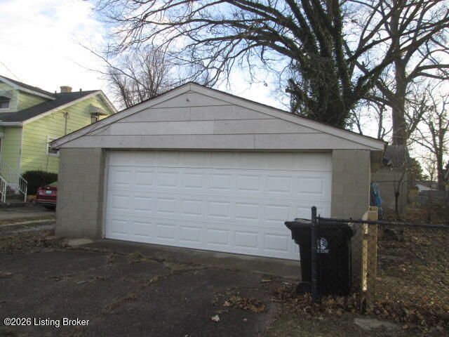 4147 Virginia Ave, Louisville, KY 40211