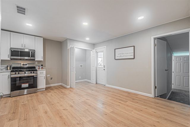 5307 Kelly Elliott, Arlington, TX 76017