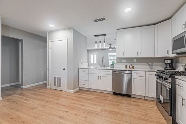 5307 Kelly Elliott, Arlington, TX 76017