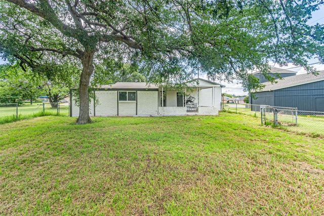 5307 Kelly Elliott, Arlington, TX 76017