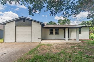 5307 Kelly Elliott, Arlington, TX 76017