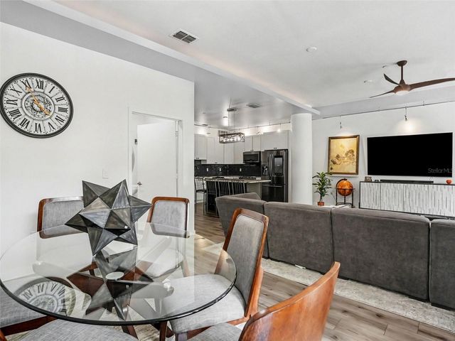 1 S EOLA DRIVE 1, Orlando, FL 32801