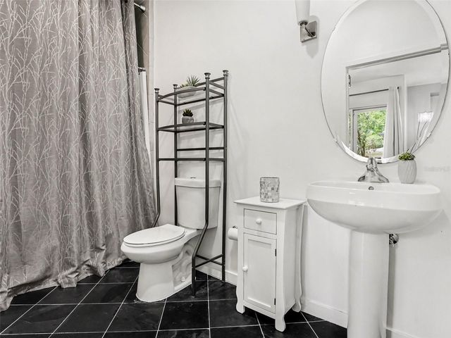 1 S EOLA DRIVE 1, Orlando, FL 32801
