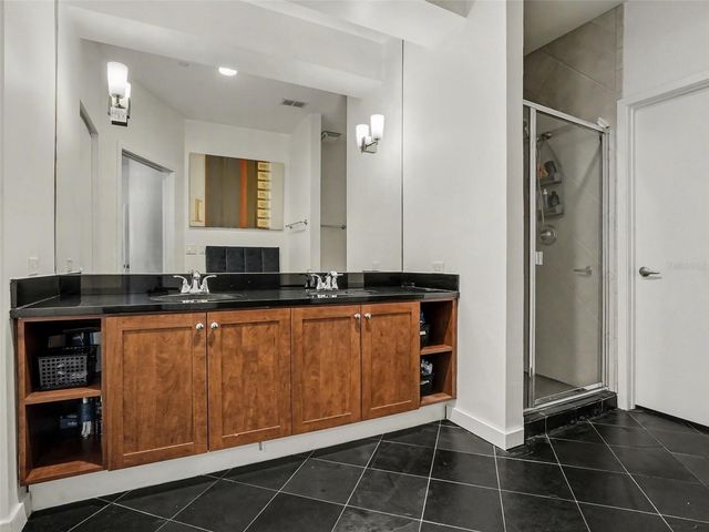 1 S EOLA DRIVE 1, Orlando, FL 32801