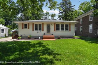 322 N Deerfield Avenue, Lansing, MI 48917