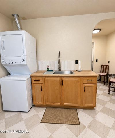 714 N San Pedro Street, Las Cruces, NM 88001